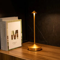 Lampe de chevet en Aluminium moderne thumbnail