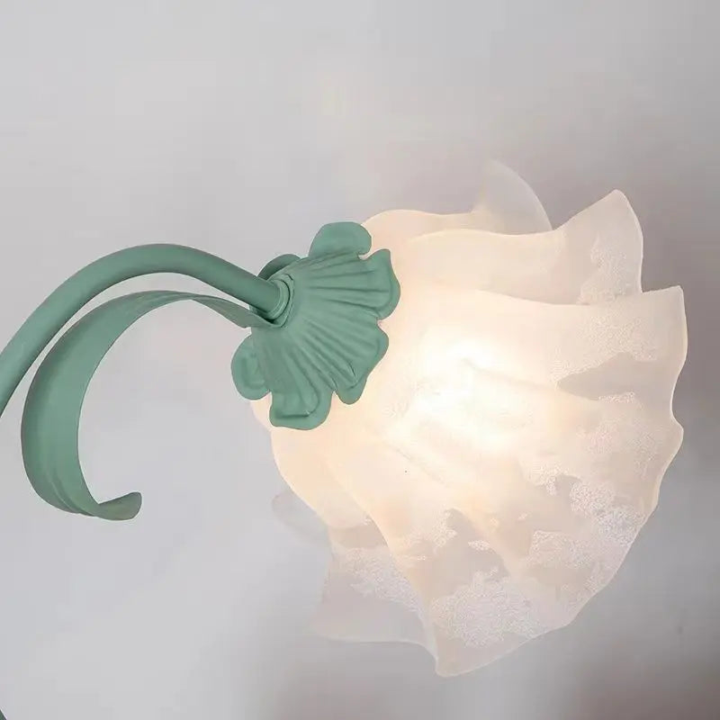 lampe de chevet moderne en métal forme de fleur - Lampe Chevet Design