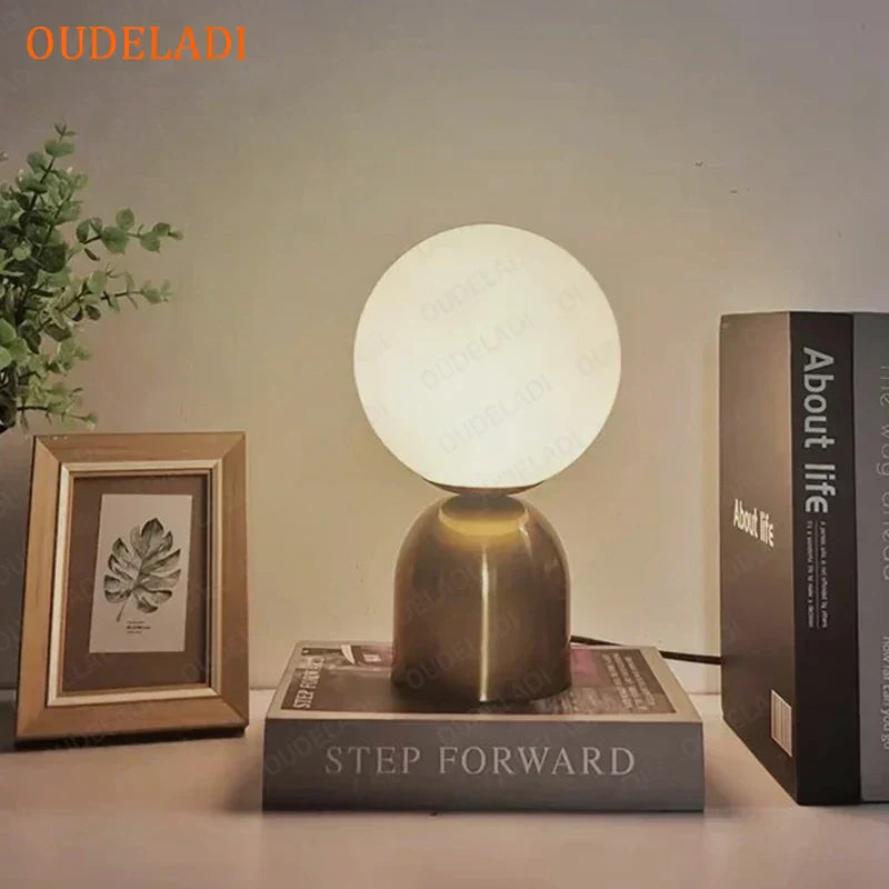 Lampe de Chevet Sphérique - Lampe Chevet Design